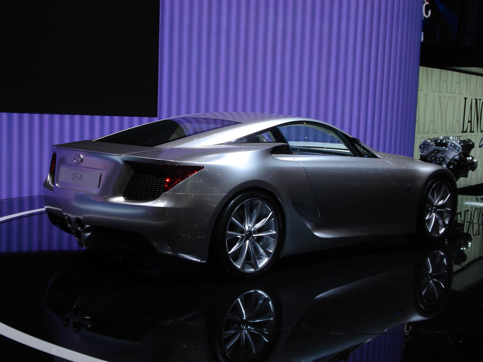Lexus - Geneva Auto Show.JPG